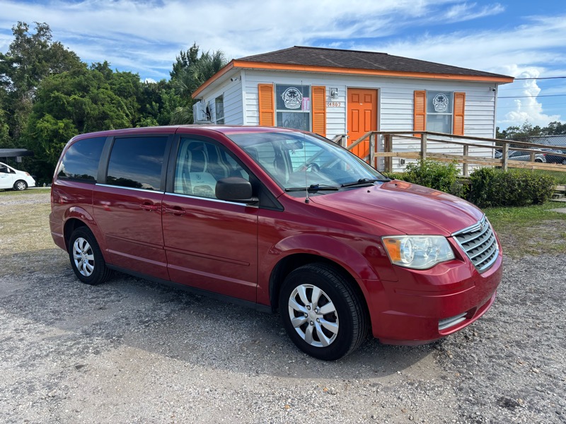 2008 Chrysler Town & Country LX