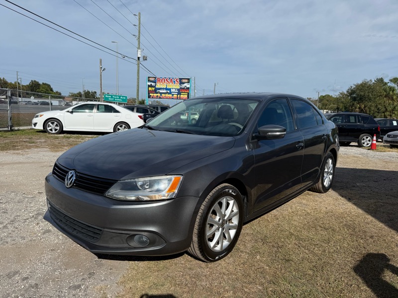 2011 Volkswagen Jetta 2.5L PEZV w/ Pkg. 2 & Sunroof