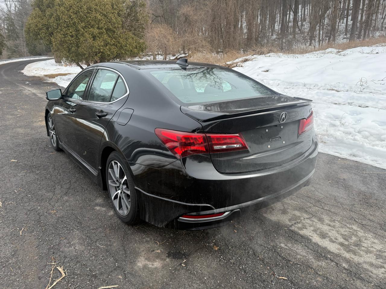 Acura TLX 9-Spd AT w/Technology Package 2015