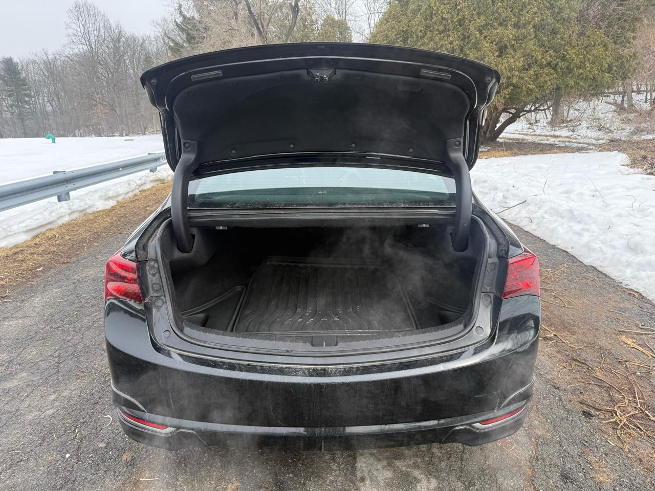 Acura TLX 9-Spd AT w/Technology Package 2015