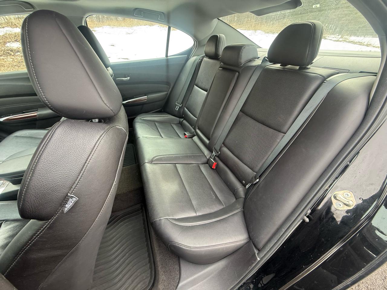 Acura TLX 9-Spd AT w/Technology Package 2015