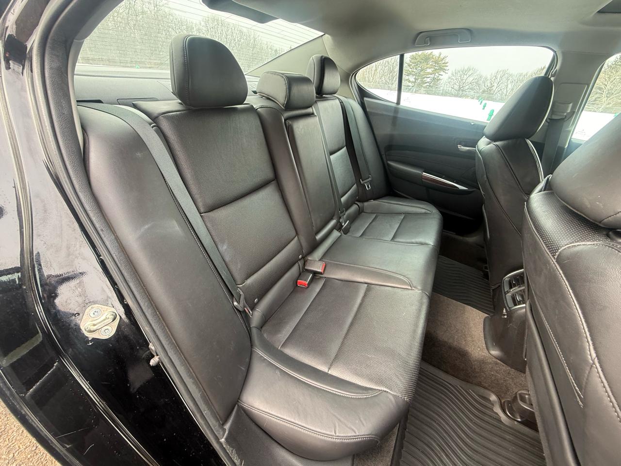 Acura TLX 9-Spd AT w/Technology Package 2015