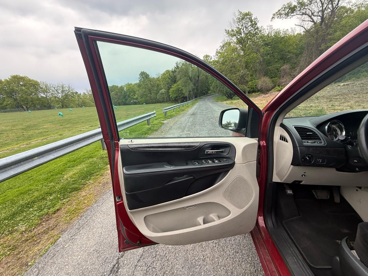 Dodge Grand Caravan SXT 2014