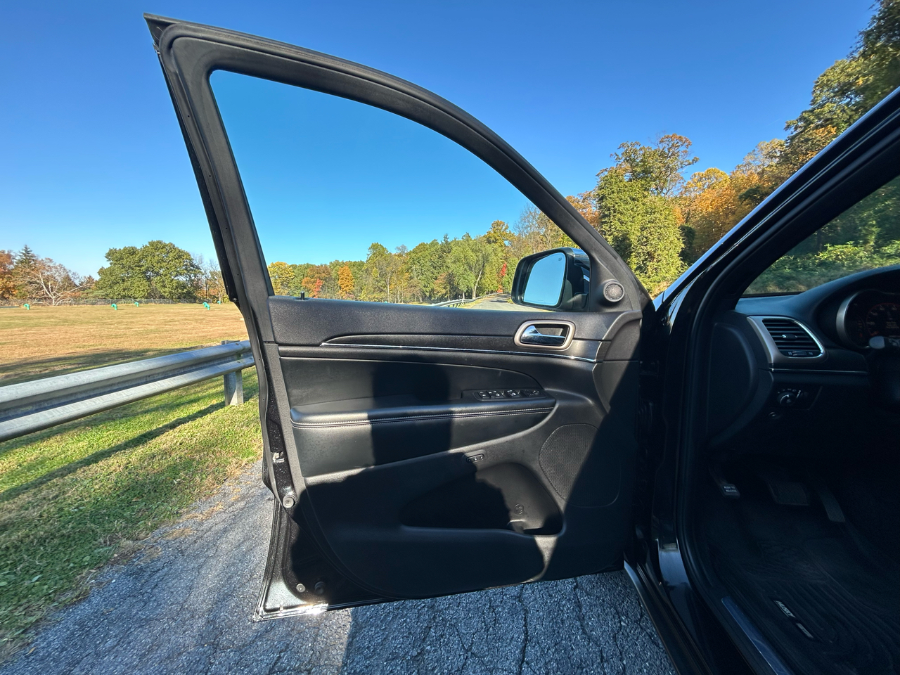 Jeep Grand Cherokee Limited 4WD 2015 Jeep Grand Cherokee Limited 4WD 2015