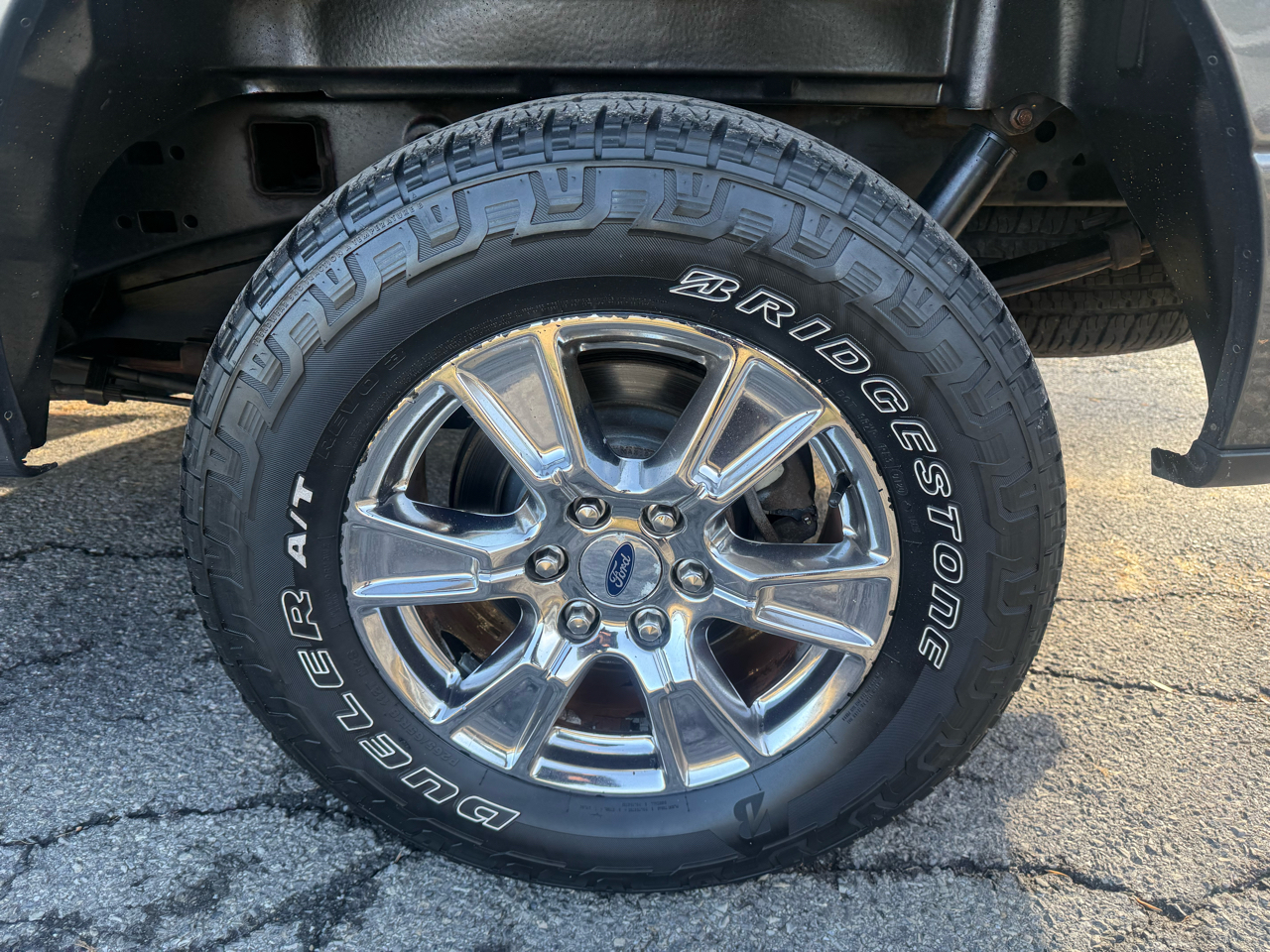 Ford F-150 Lariat SuperCrew 5.5-ft. Bed 4WD 2016