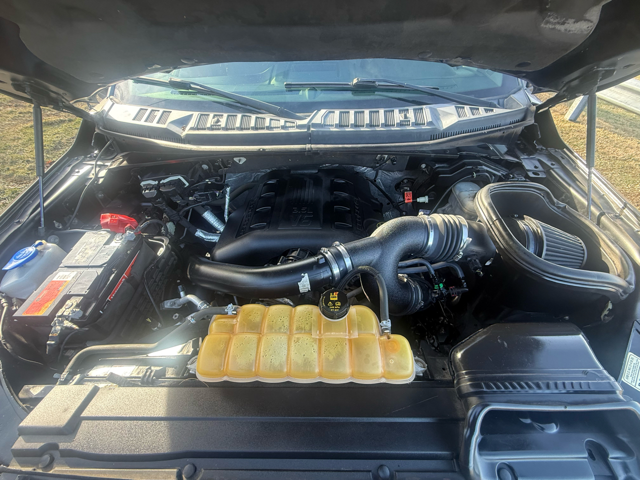 Ford F-150 Lariat SuperCrew 5.5-ft. Bed 4WD 2016