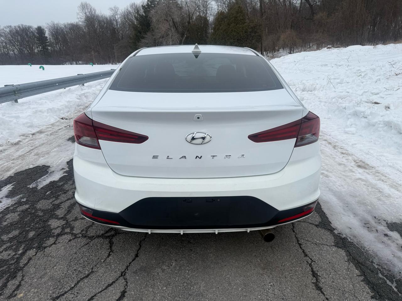 Hyundai Elantra Limited 2019