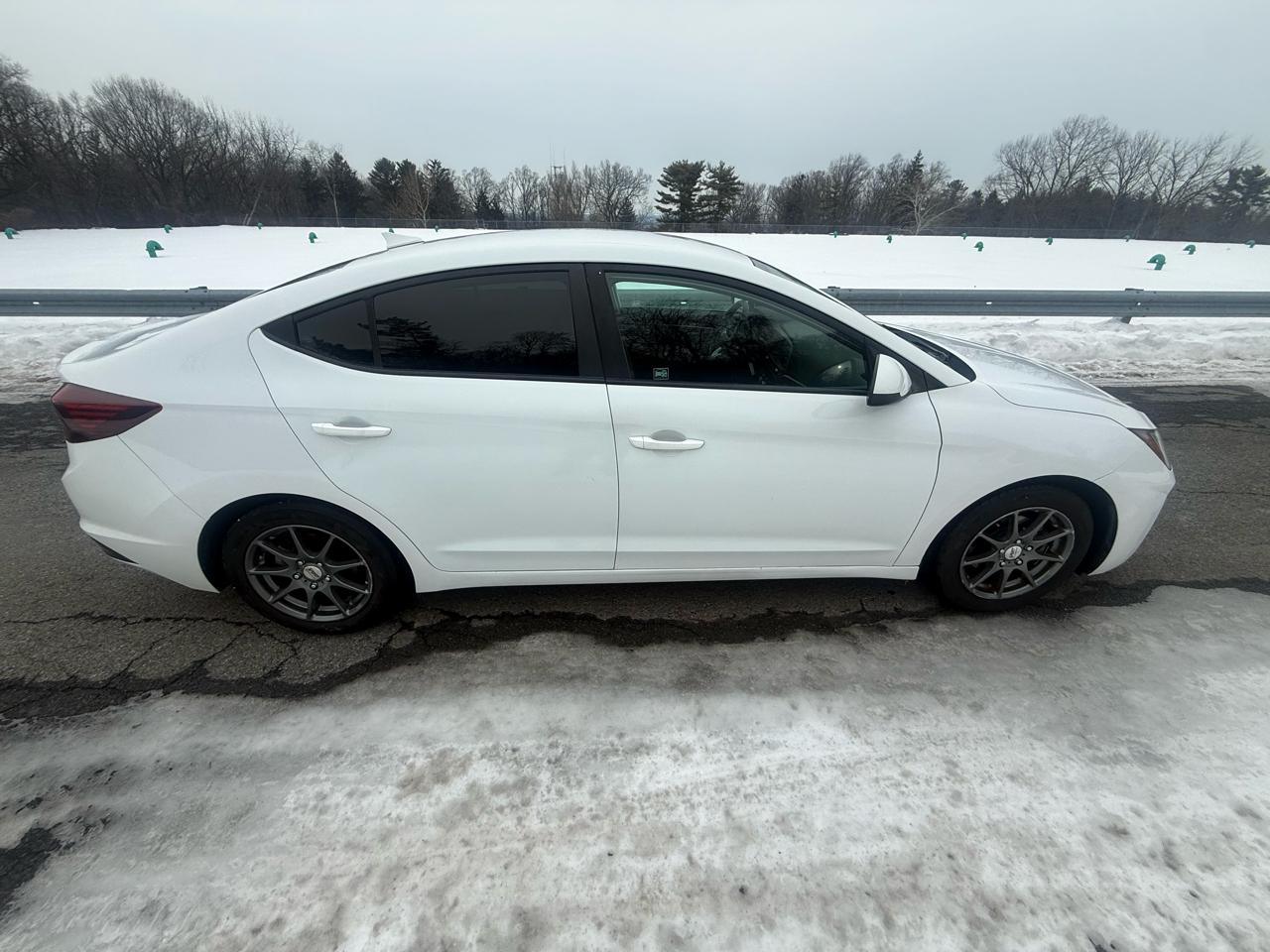Hyundai Elantra Limited 2019