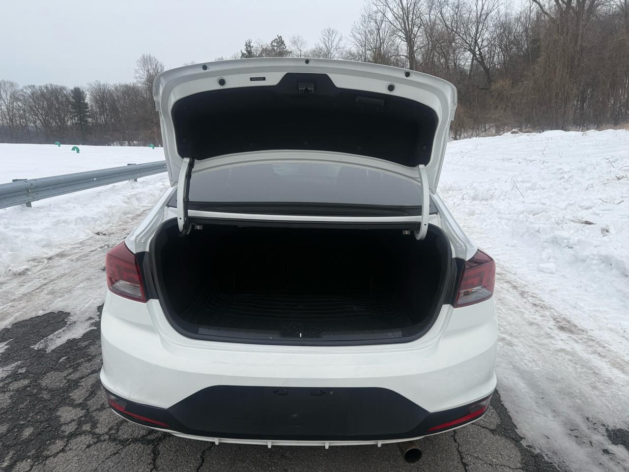 Hyundai Elantra Limited 2019