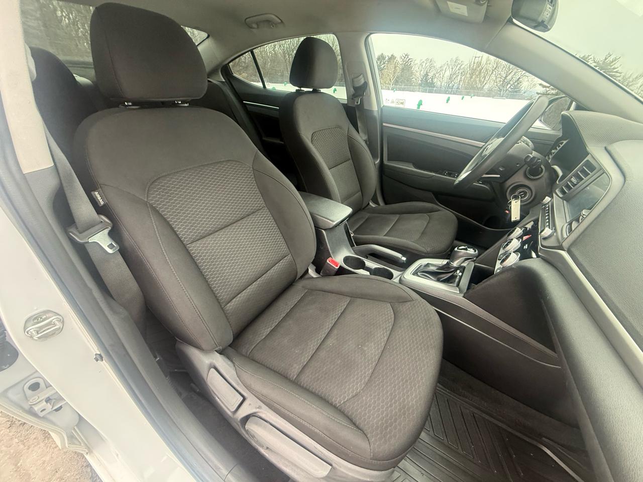 Hyundai Elantra Limited 2019