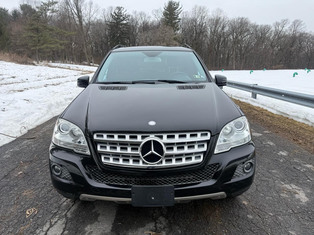 Mercedes-Benz M-Class ML350 4MATIC 2011