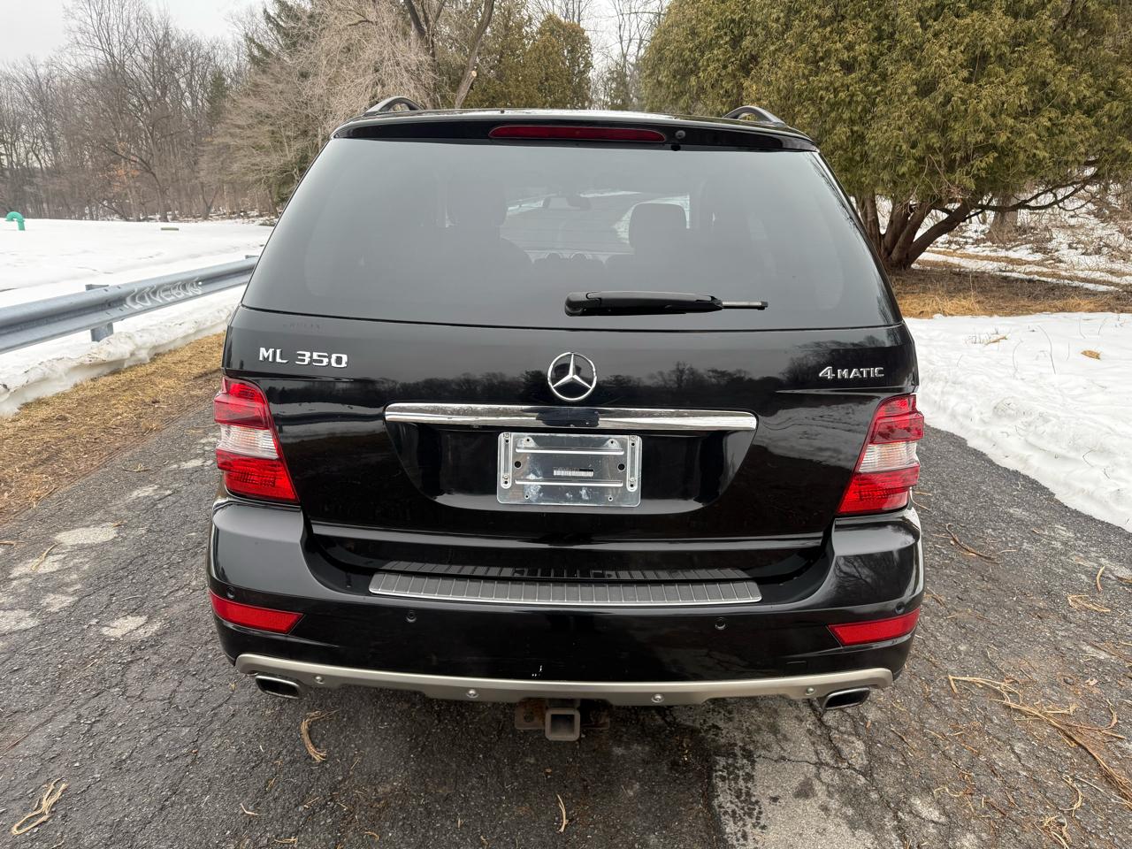 Mercedes-Benz M-Class ML350 4MATIC 2011
