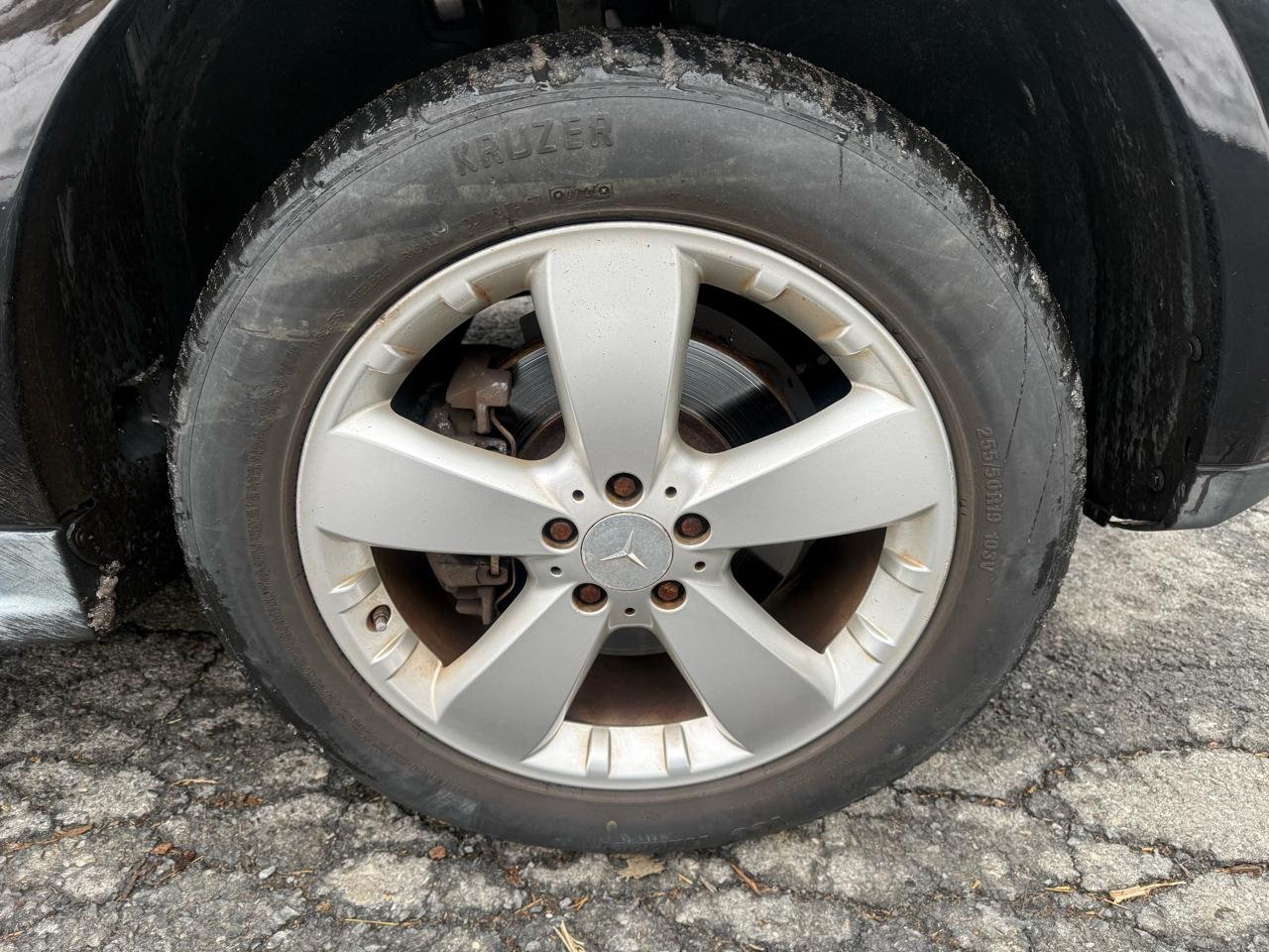 Mercedes-Benz M-Class ML350 4MATIC 2011