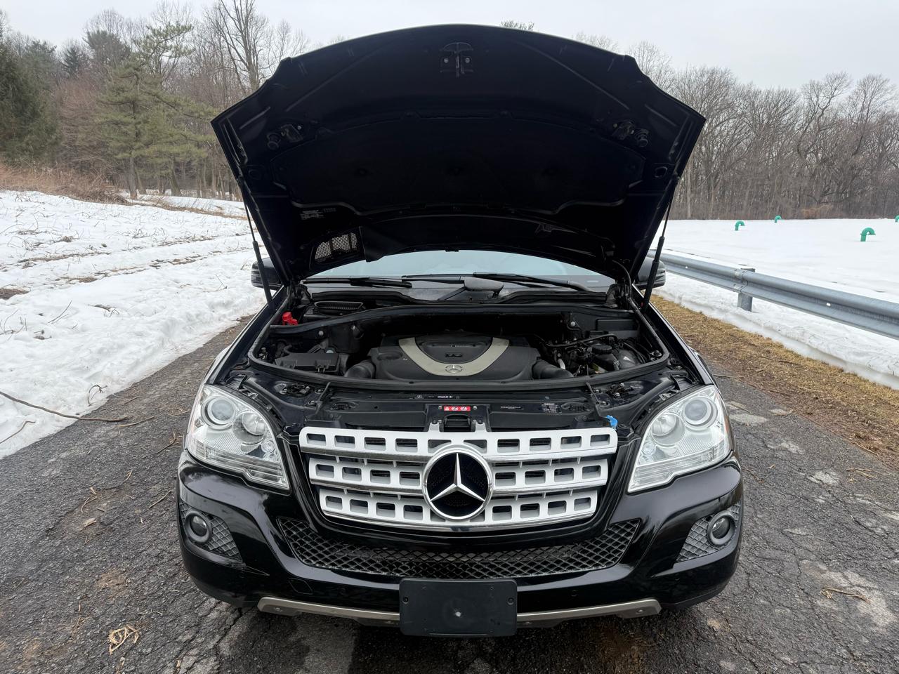 Mercedes-Benz M-Class ML350 4MATIC 2011