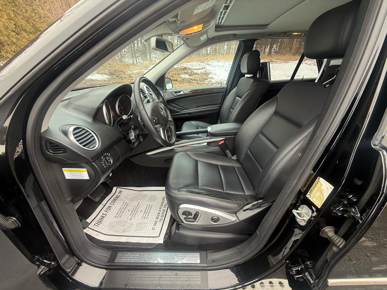 Mercedes-Benz M-Class ML350 4MATIC 2011