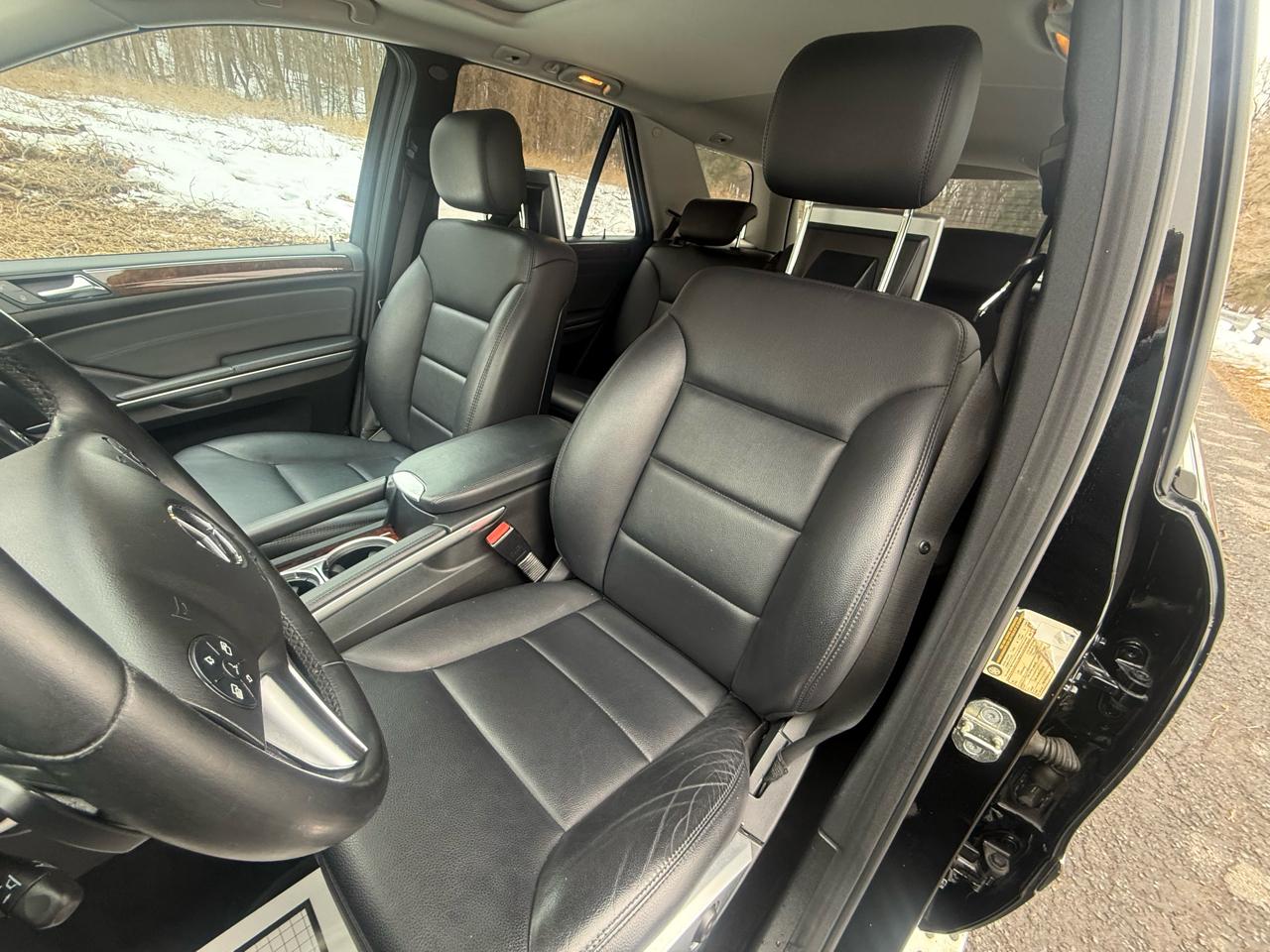 Mercedes-Benz M-Class ML350 4MATIC 2011