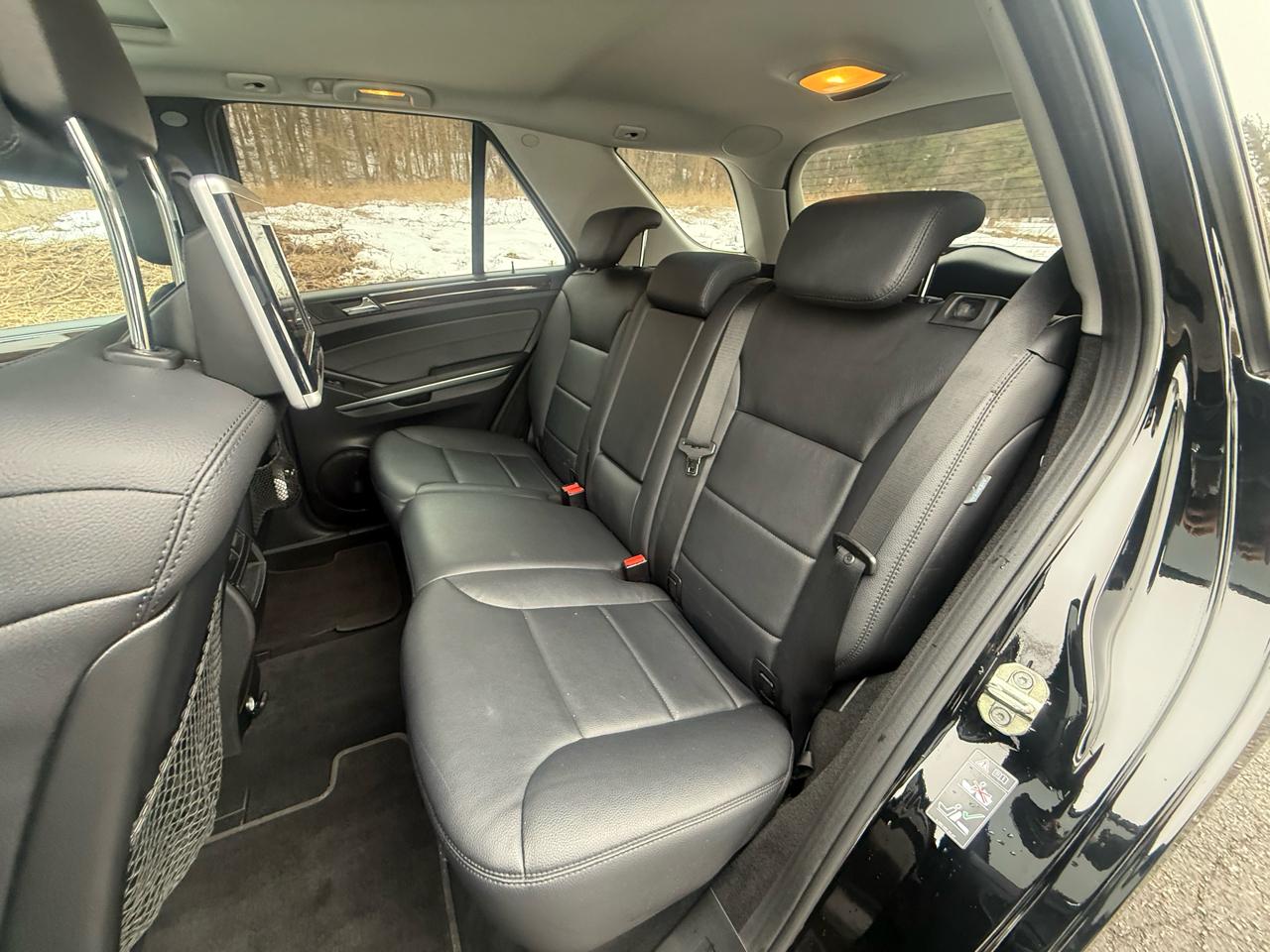 Mercedes-Benz M-Class ML350 4MATIC 2011