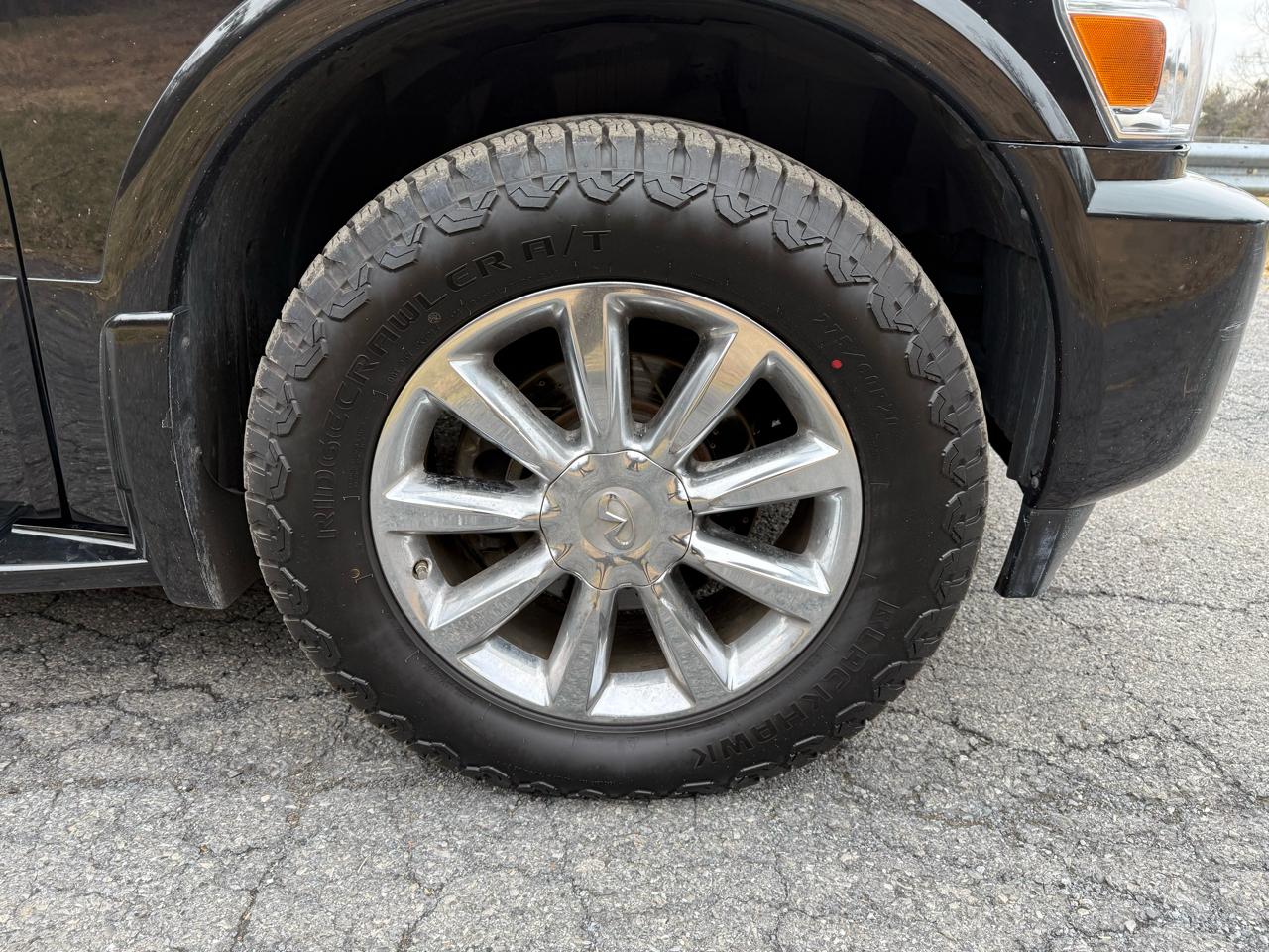 Infiniti QX56 AWD 2010