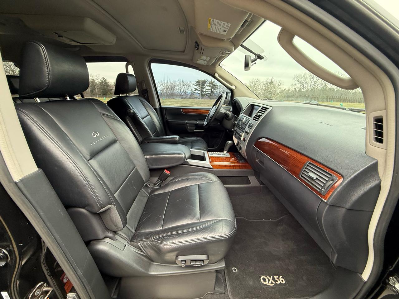 Infiniti QX56 AWD 2010