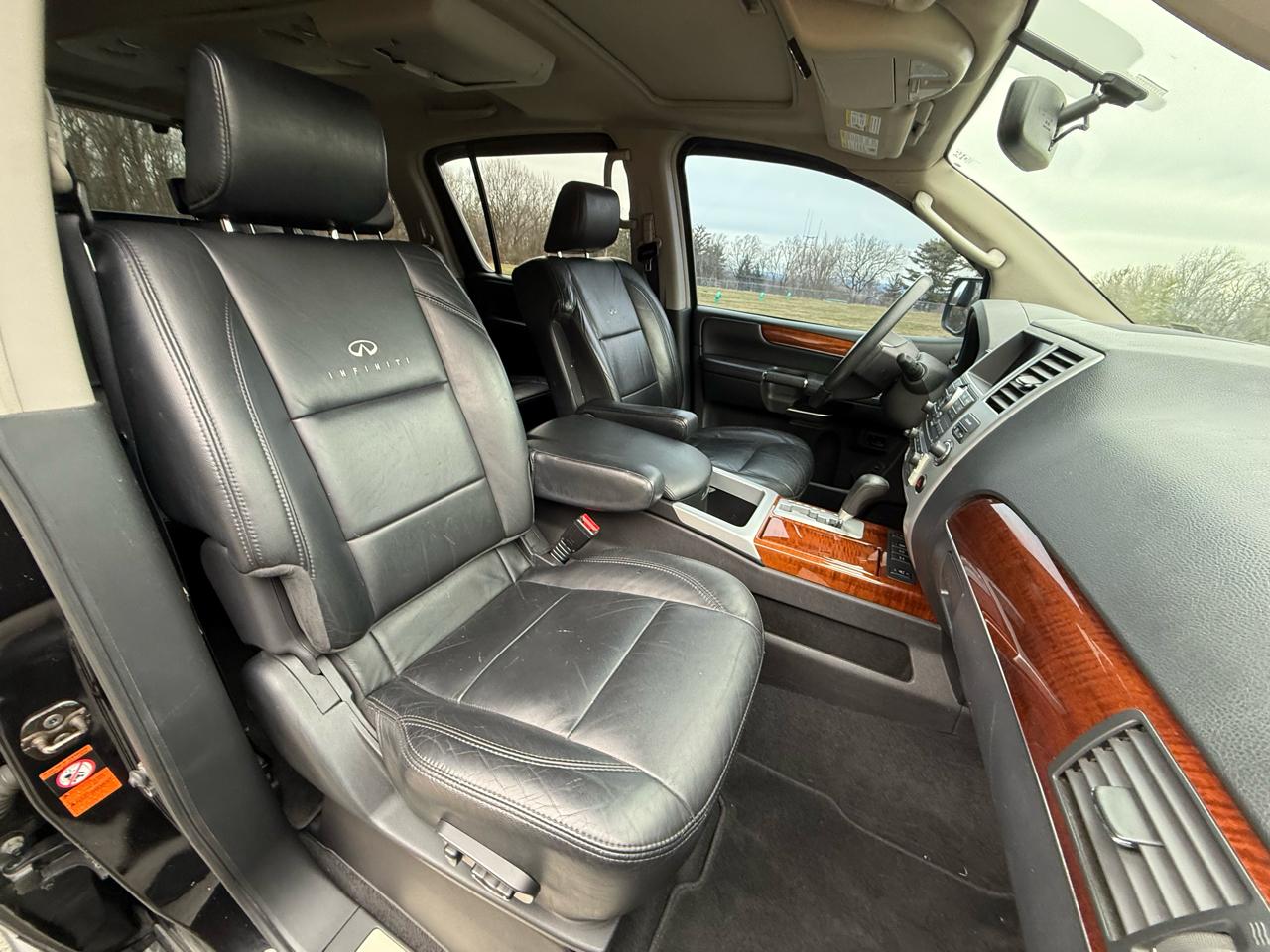 Infiniti QX56 AWD 2010