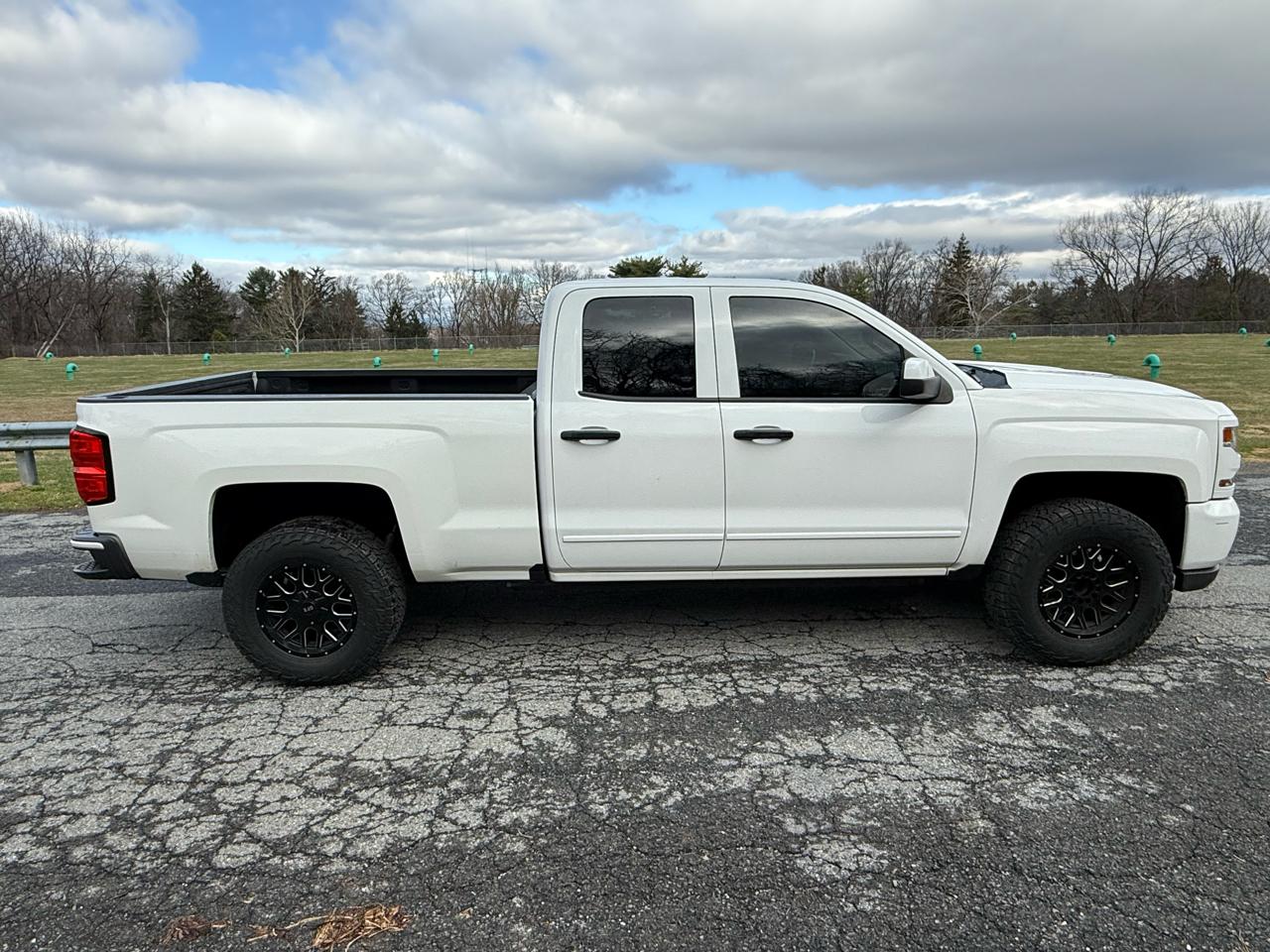Chevrolet Silverado 1500 LT Double Cab 4WD 2017