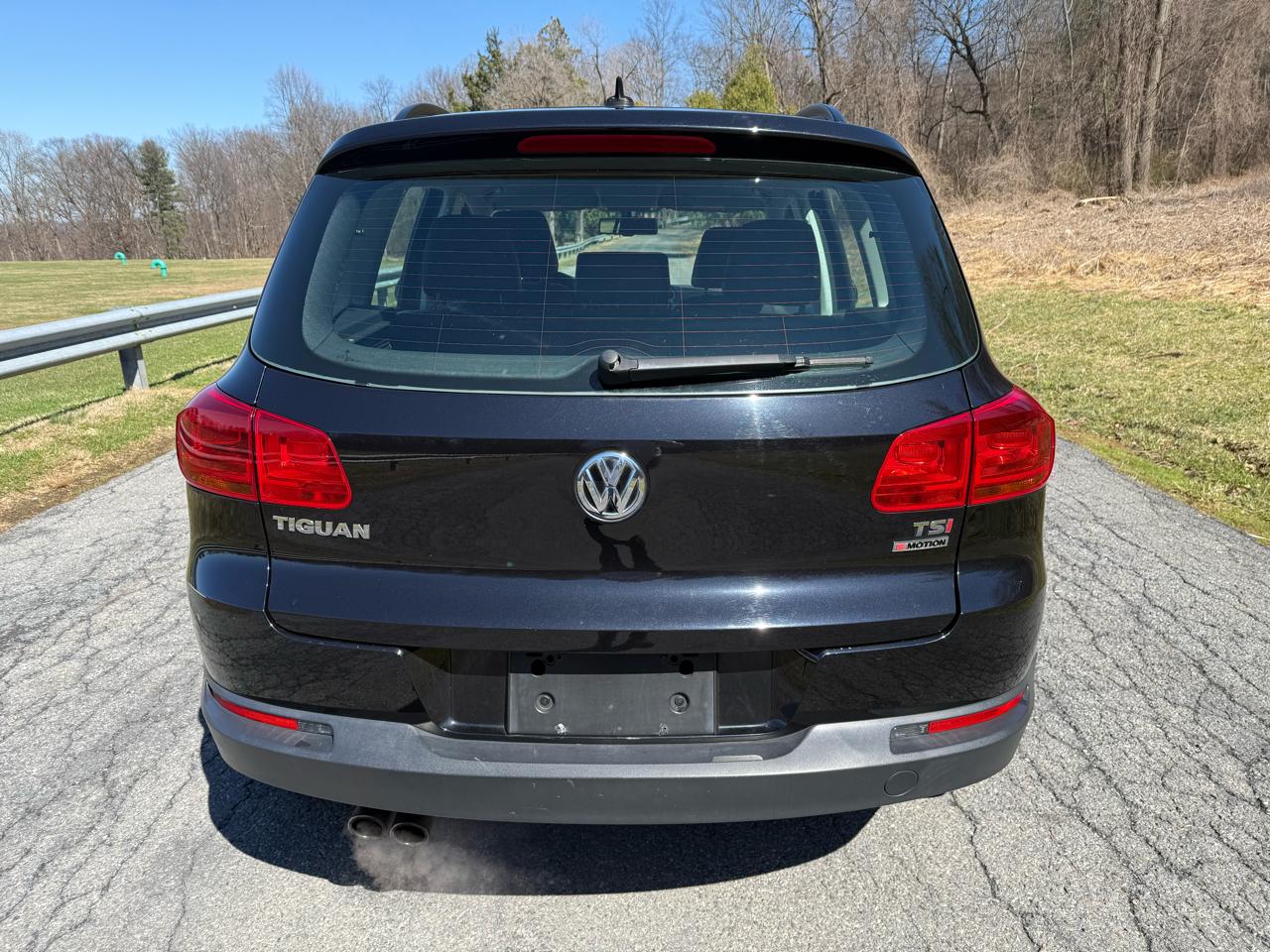 Volkswagen Tiguan S 4Motion 2017