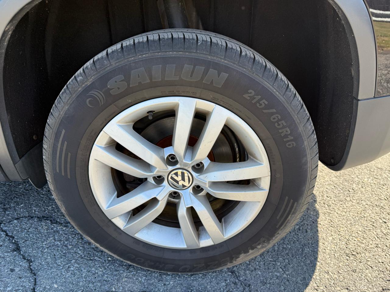 Volkswagen Tiguan S 4Motion 2017