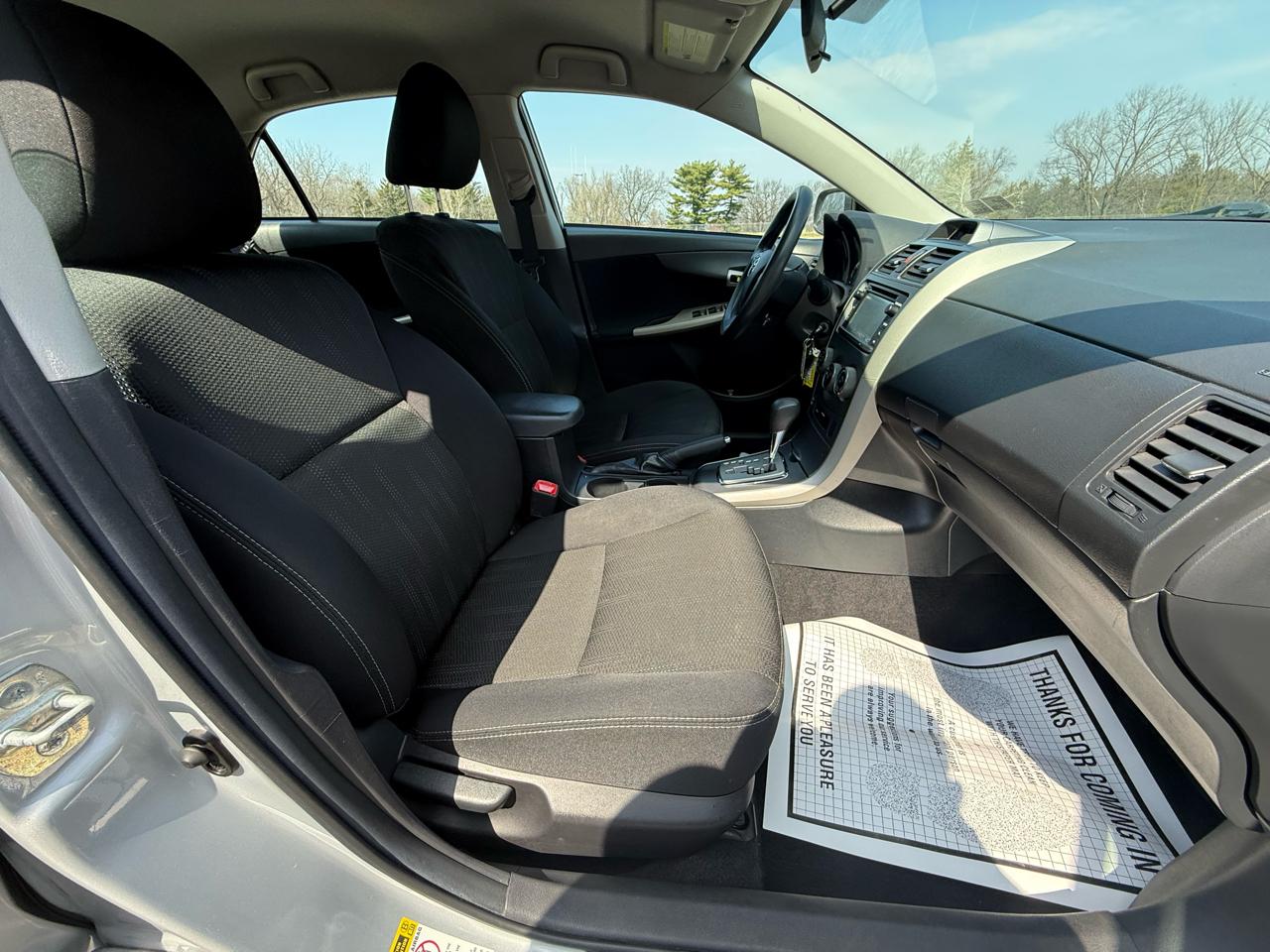 Toyota Corolla S 5-Speed MT 2013