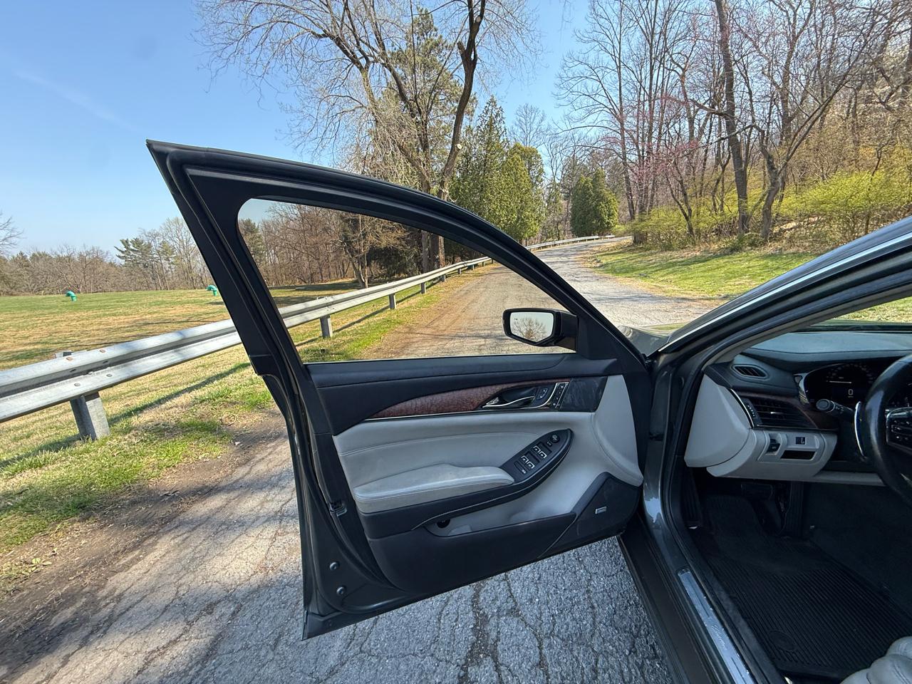 Cadillac CTS 2.0L Turbo Luxury AWD 2016