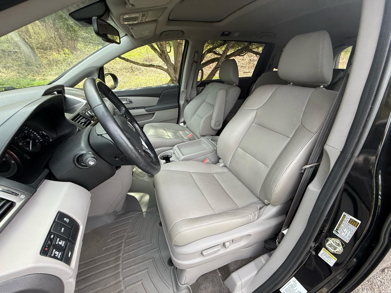 Honda Odyssey 5dr EX-L w/Navigation/Leather 2017