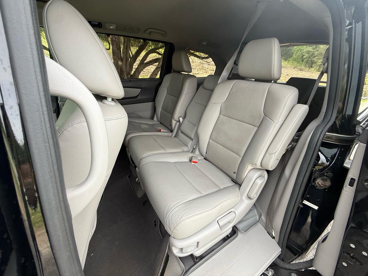 Honda Odyssey 5dr EX-L w/Navigation/Leather 2017