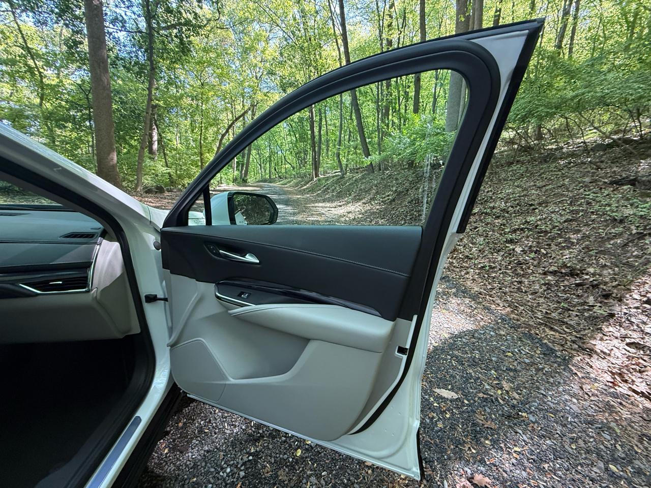 Cadillac XT4 Luxury AWD 2023