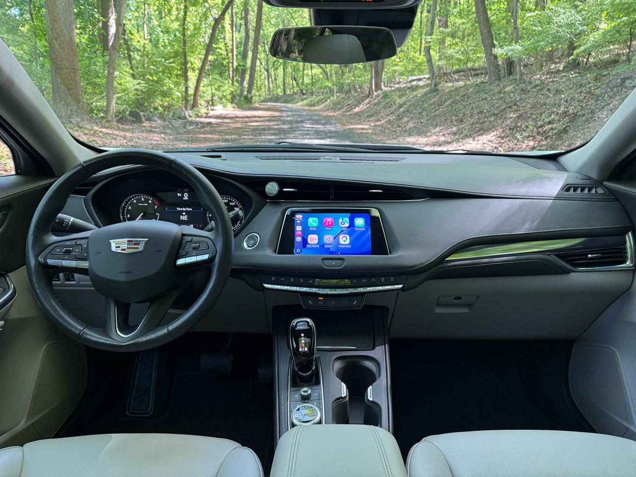 Cadillac XT4 Luxury AWD 2023