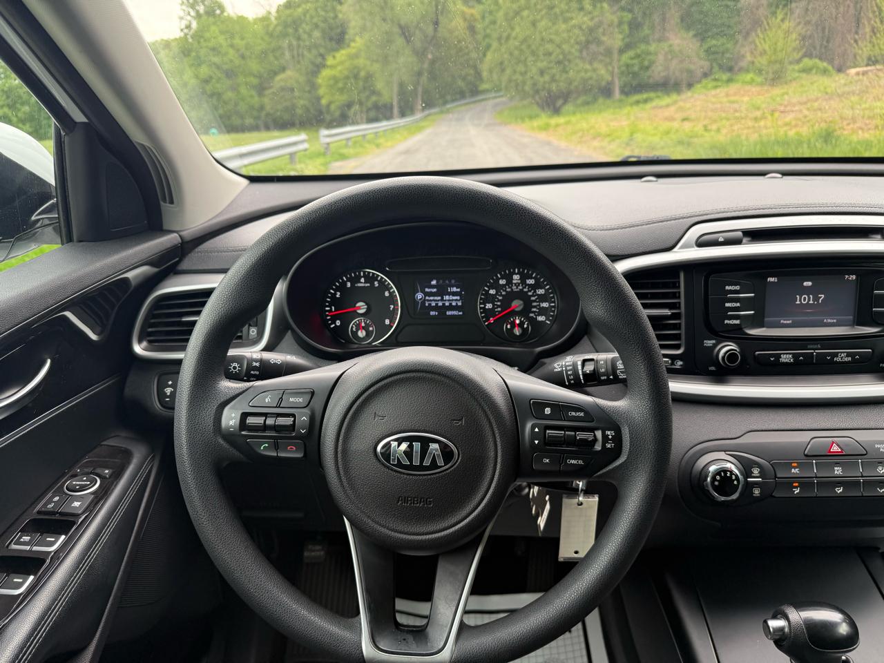 Kia Sorento LX V6 AWD 2017