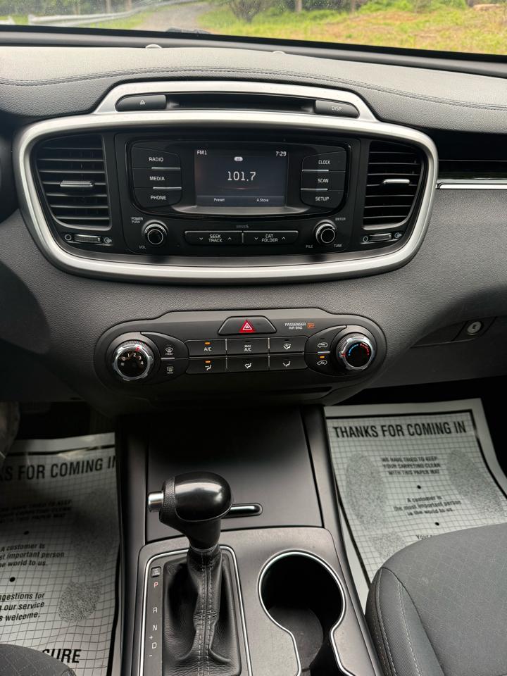 Kia Sorento LX V6 AWD 2017