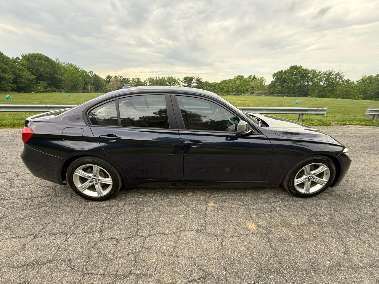 BMW 3-Series 328i Sedan 2015