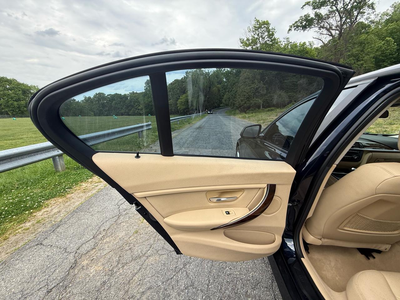 BMW 3-Series 328i Sedan 2015