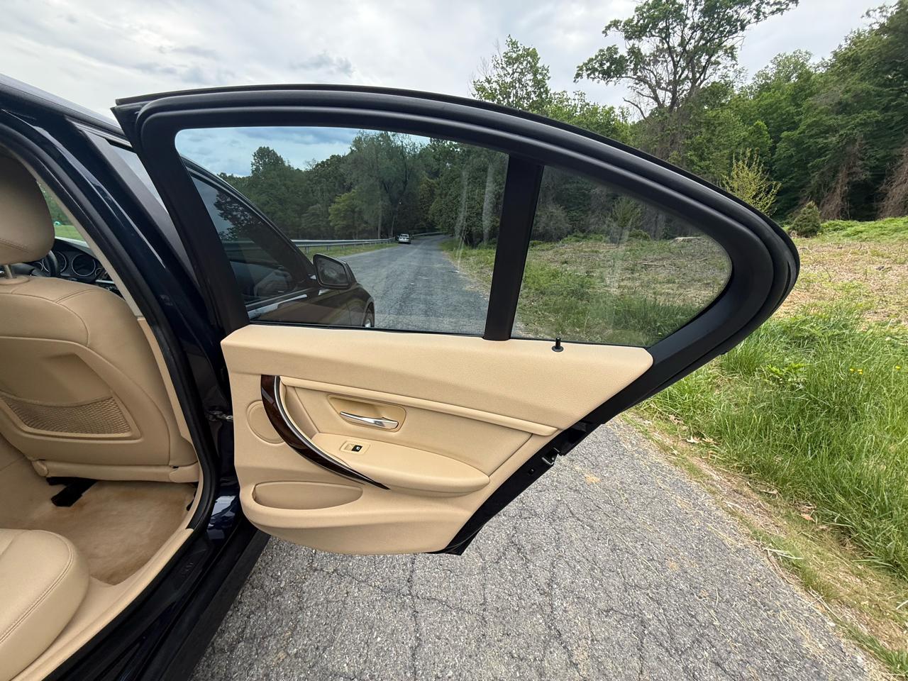 BMW 3-Series 328i Sedan 2015