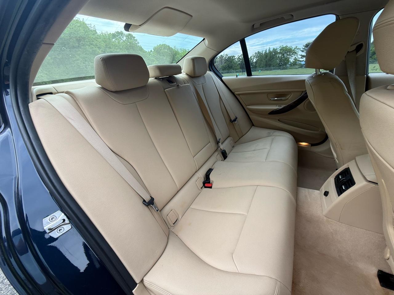 BMW 3-Series 328i Sedan 2015