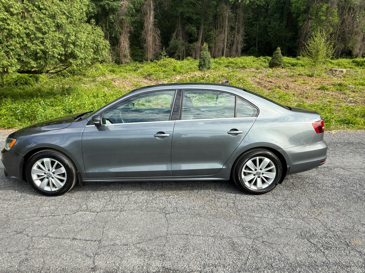 Volkswagen Jetta SE 6A 2016