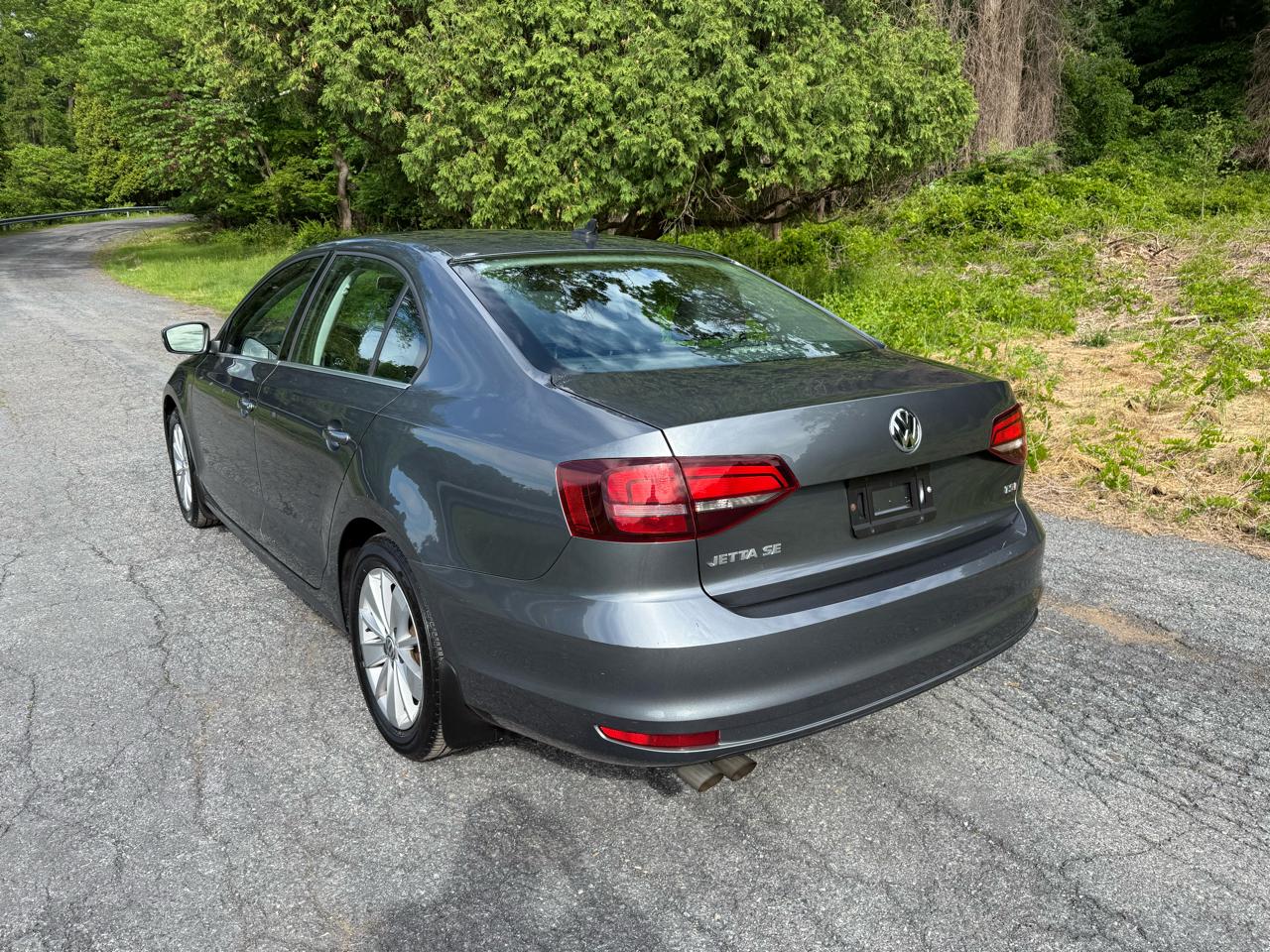 Volkswagen Jetta SE 6A 2016