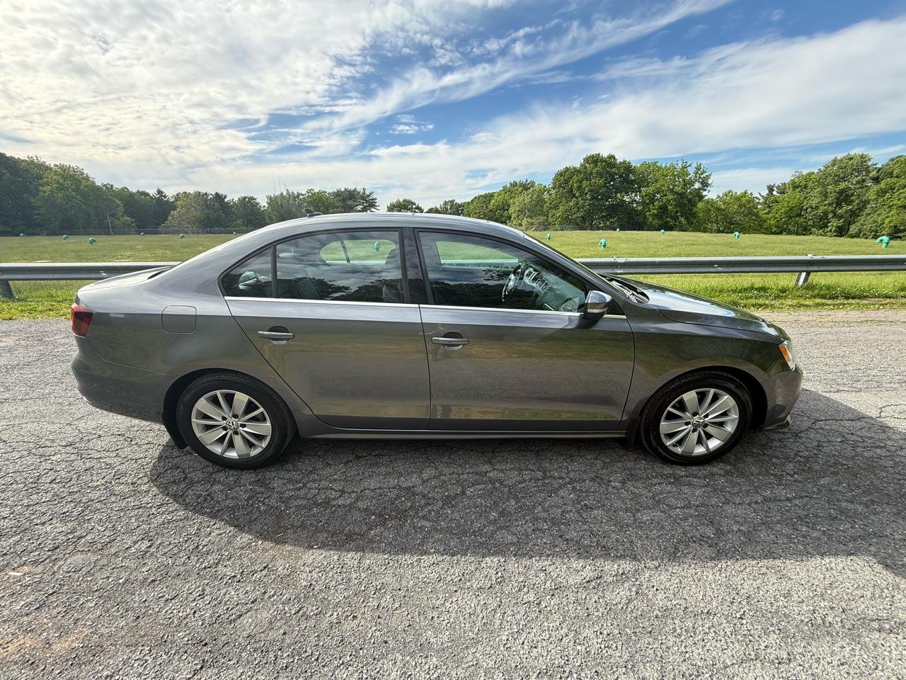 Volkswagen Jetta SE 6A 2016