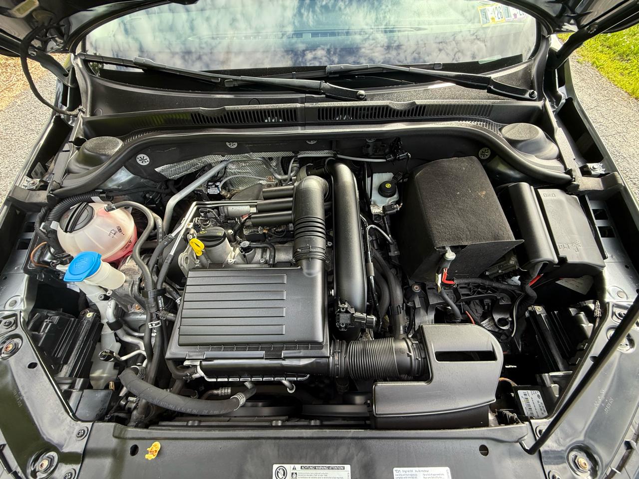 Volkswagen Jetta SE 6A 2016