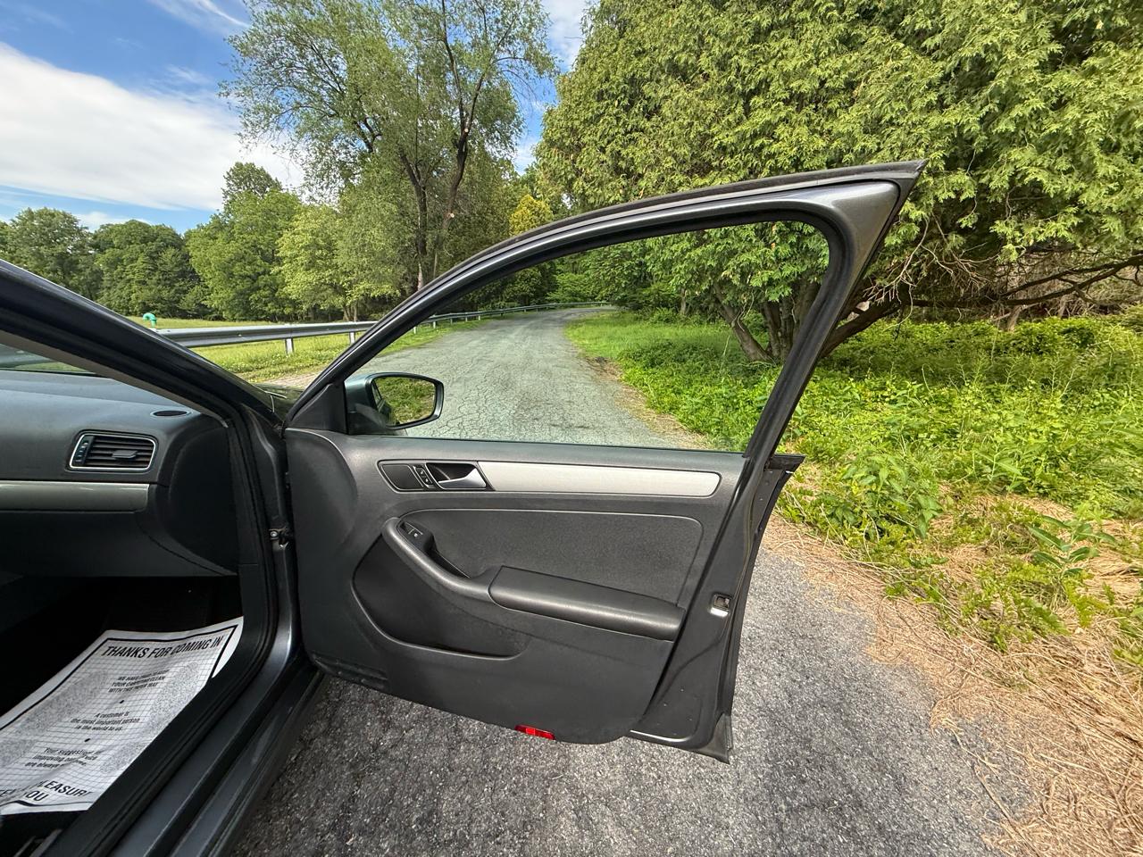 Volkswagen Jetta SE 6A 2016