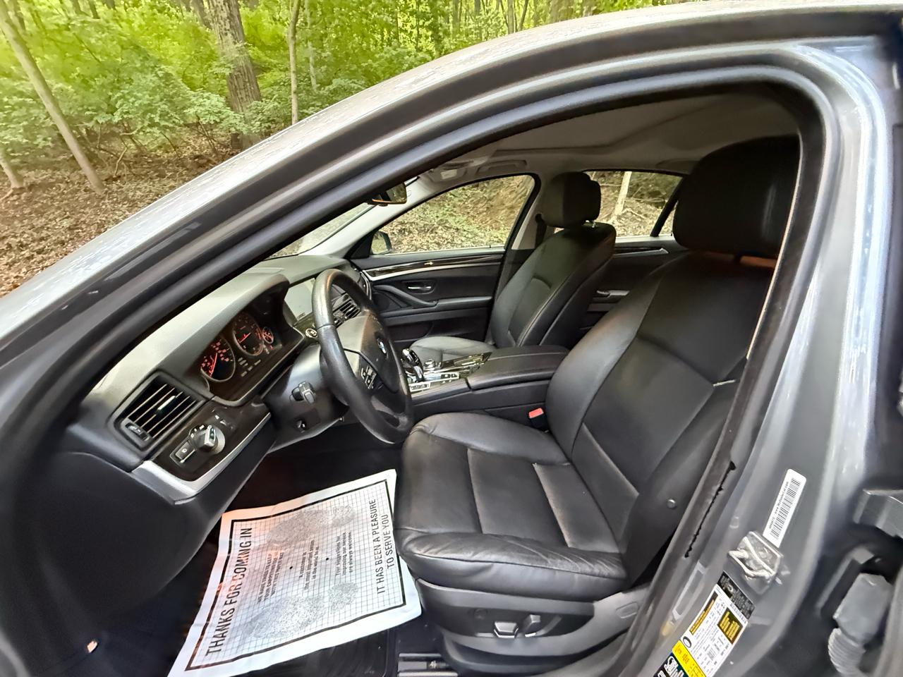 BMW 5-Series 528i xDrive 2012