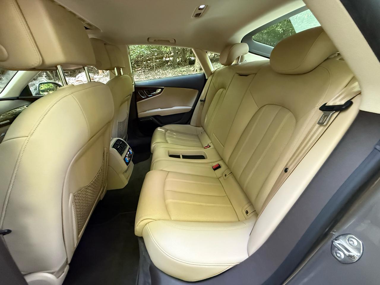 Audi A7 3.0T Premium quattro 2012