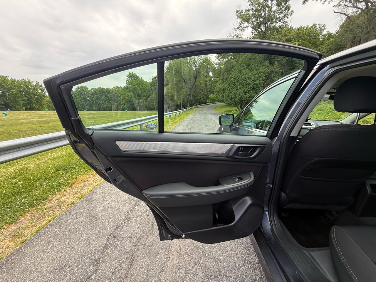 Subaru Legacy 2.5i 2016