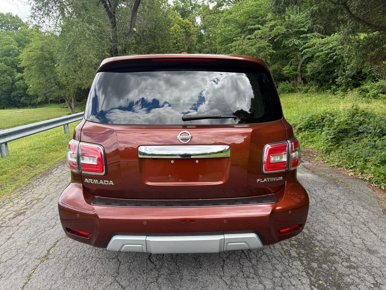 Nissan Armada Platinum AWD 2017