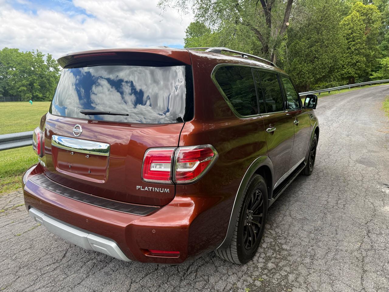 Nissan Armada Platinum AWD 2017