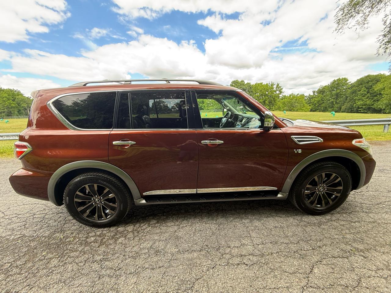 Nissan Armada Platinum AWD 2017